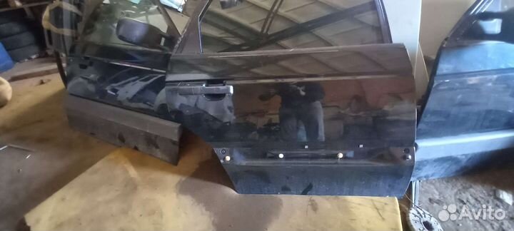 Двери комплект фольксваген б3