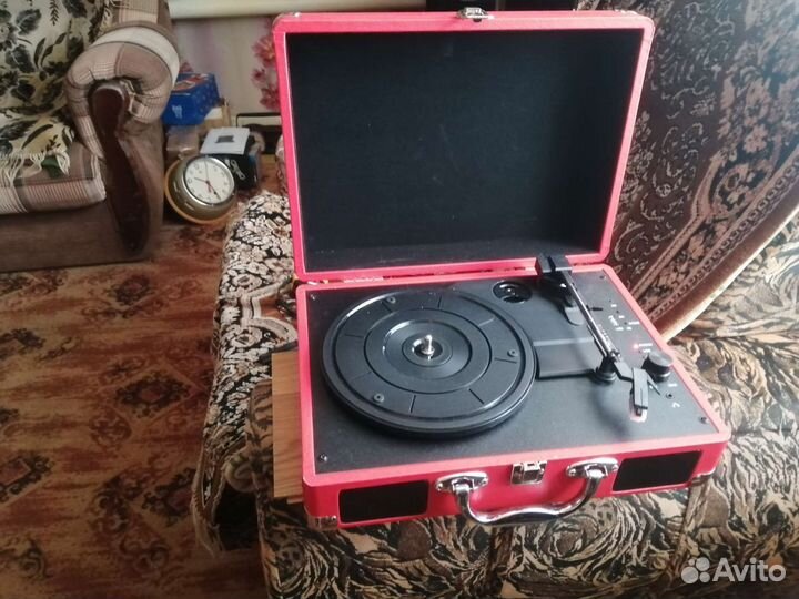 Проигрыватель винила СССР