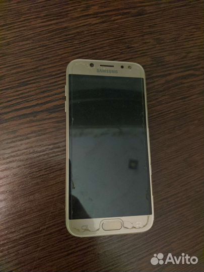 Телефон Samsung J5 2017