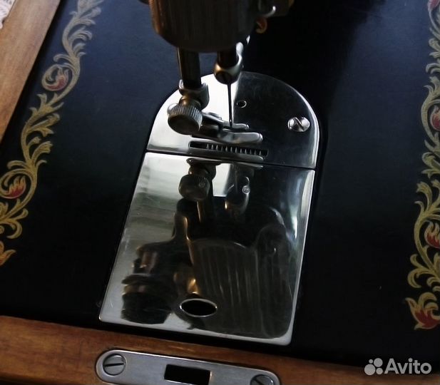 Машина швейная класса 2М с электроприводом