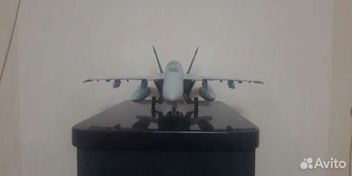 Модель F/A-18E super hornet масштаб 1/72 hasegawa