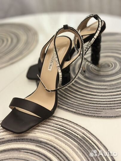 Босоножки женские 37 размер