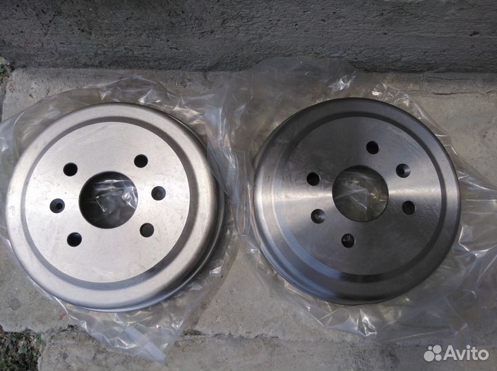 Передние тормозные диски и зад. тормозные барабаны