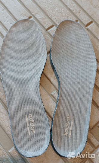 Кроссовки adidas