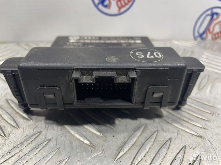 Блок электронный Volkswagen Passat (B6) VI (2005–2