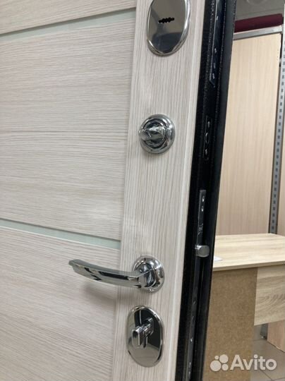 Дверь входная утепленная