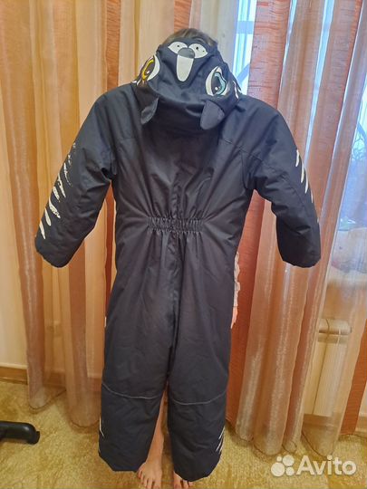 Зимний комбинезон для девочки