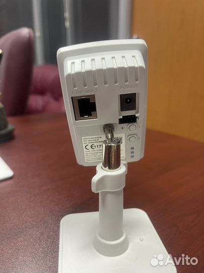 Камера видеонаблюдения axis M1034-W