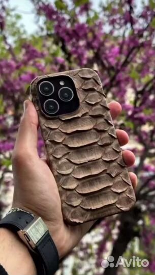 Чехол на iPhone 14 кожаный