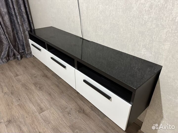 Тумба-консоль IKEA под тв