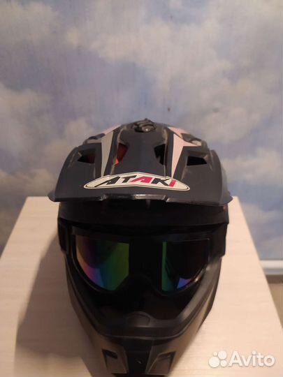 Кроссовый шлем ataki