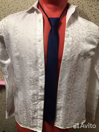 Рубашки мужские