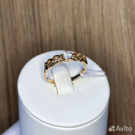 Золотое кольцо 585