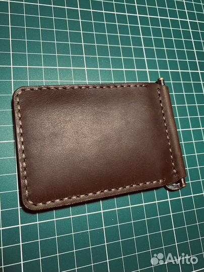 Зажим для денег из кожи