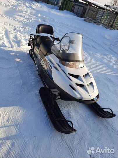 Продам снегоход Polaris widetrak lx 500