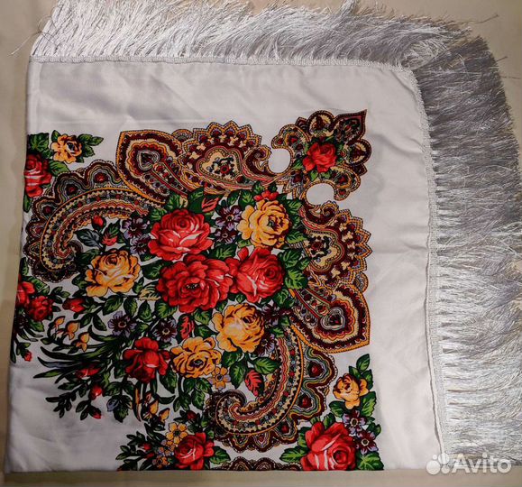 Платок шаль с цветами