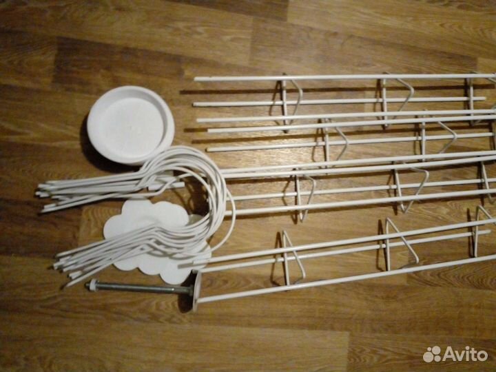 Вертикальная подставка под цветы металлическая