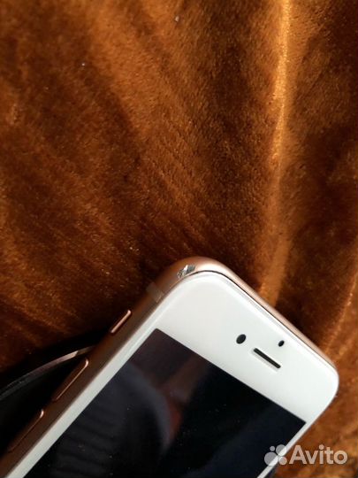iPhone 8, 64 ГБ
