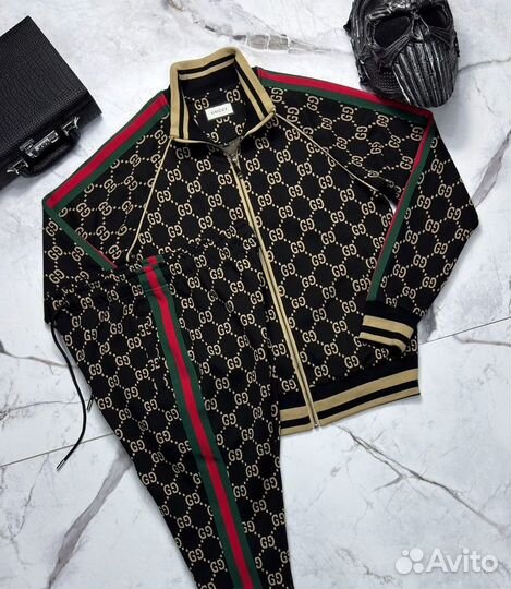 Спортивный костюм Gucci