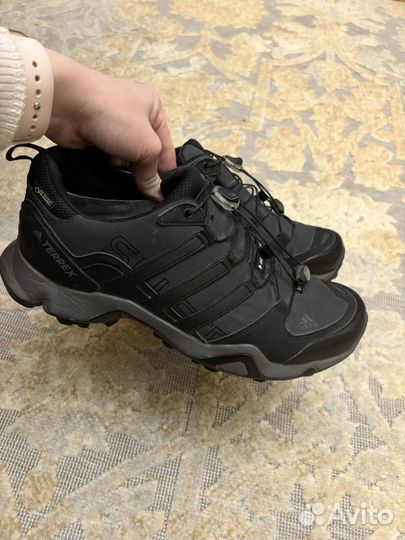 Кроссовки мужские Adidas p. 42, оригинал