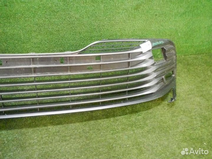 Решетка переднего бампера Toyota Camry xv70 (2018