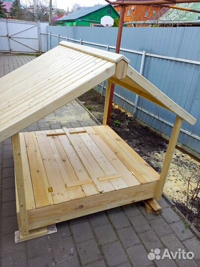 Детская песочница с крышкой