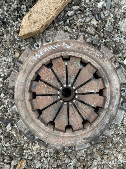 Рено сценик 1 сцепления 1.9 дизель F90A734