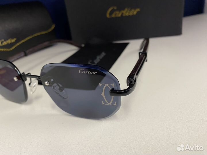 Солнцезащитные очки Cartier