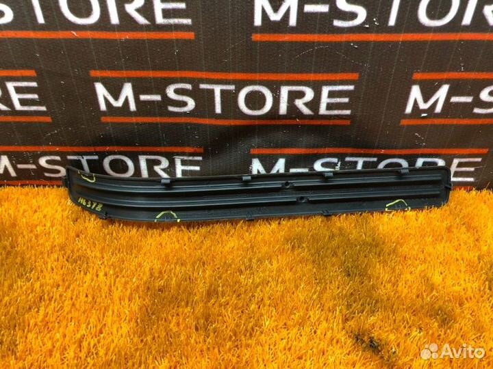 Накладка на порог салона задняя левая Volkswagen