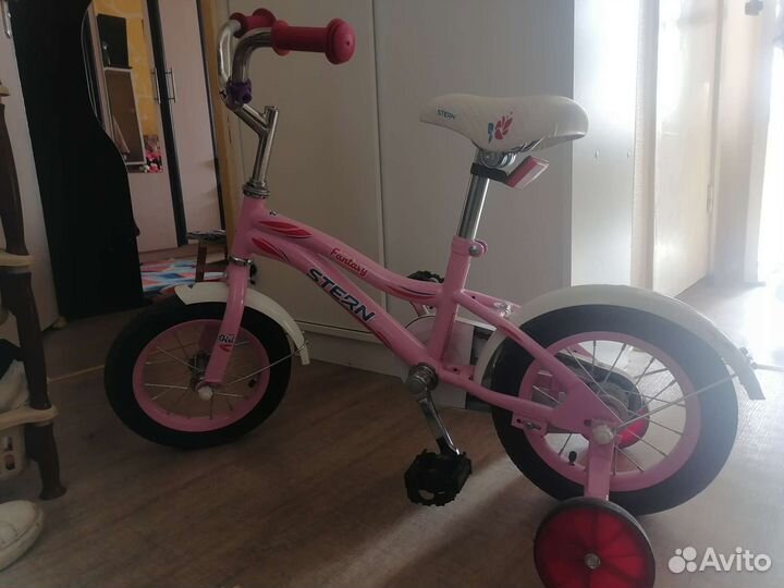 Велосипед детский четырехколесный