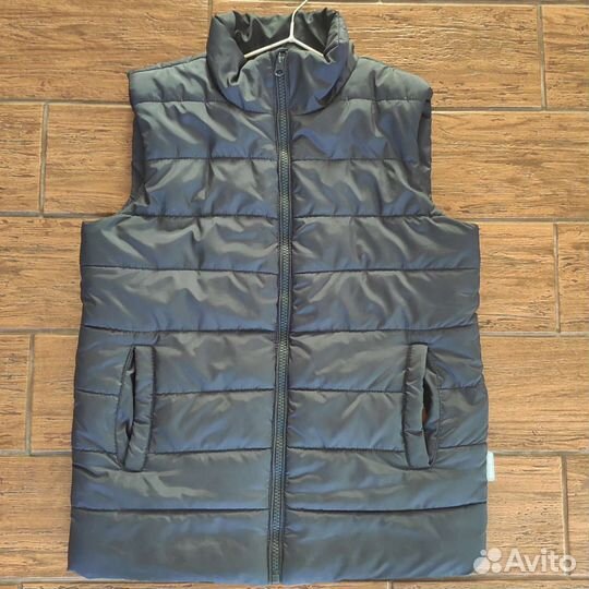 Жилетка для мальчика 146 рост