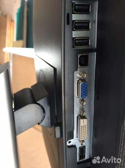 Монитор 19 дюймов