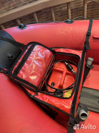 Лодка пвх Ривьера 340ск + Тохатсу 9.8 2т