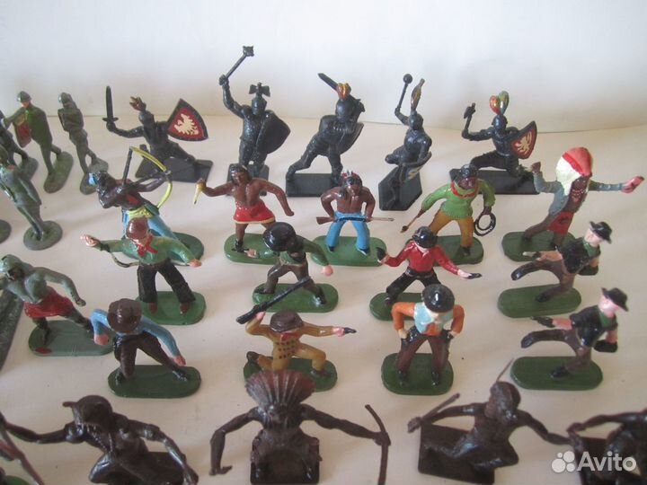 Солдатики пластмассовые из СССР