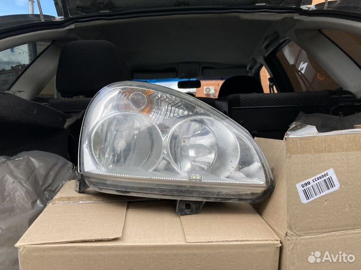 Передние фары на priora