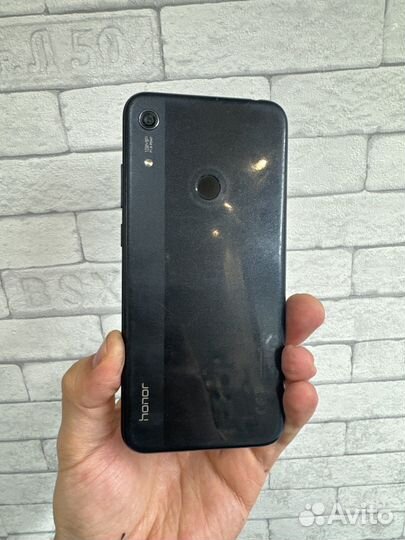 HONOR 8A, 2/32 ГБ