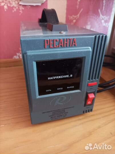 Стабилизатор напряжения