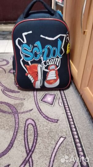 Школьный рюкзак