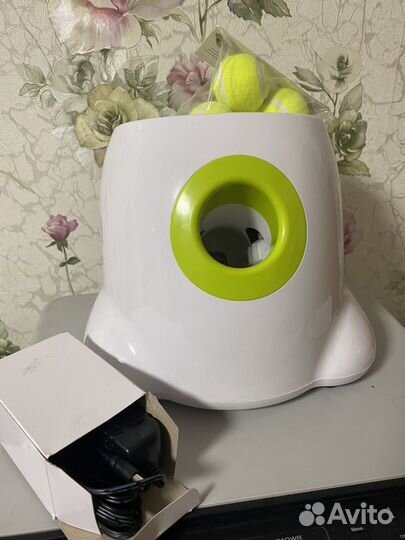 Автоматическая катапульта мячей для собак