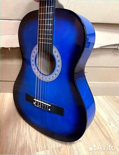 Классическая гитара Belucci