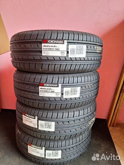 Yokohama BluEarth-ES ES32 215/55 R17 94V