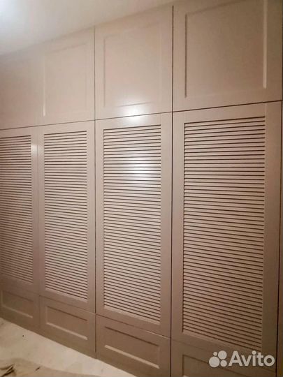 Жалюзийные фасады из натурального дерева