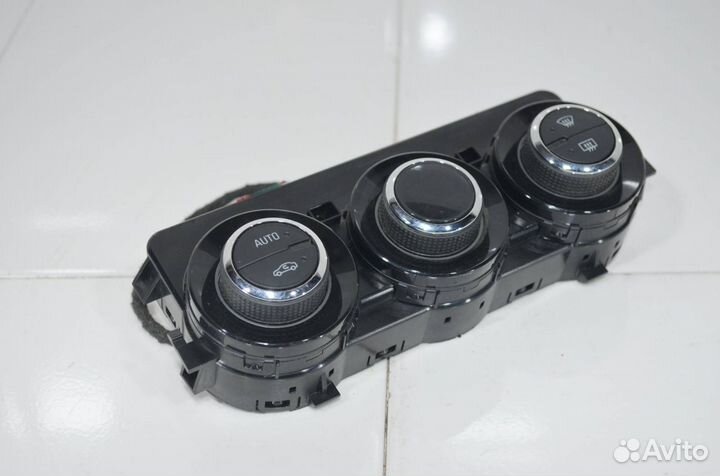 Блок управления климат-контролем Opel Corsa E