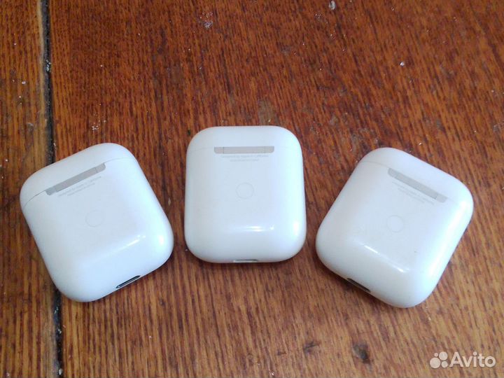 Кейсы от наушников AirPods