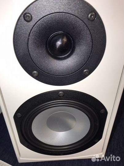 Canton GLE 420.2 White