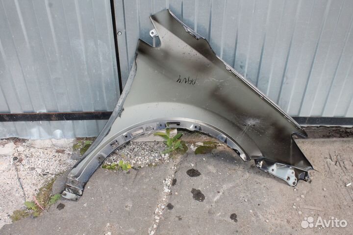 Крыло переднее левое Toyota RAV 4 2013-2019