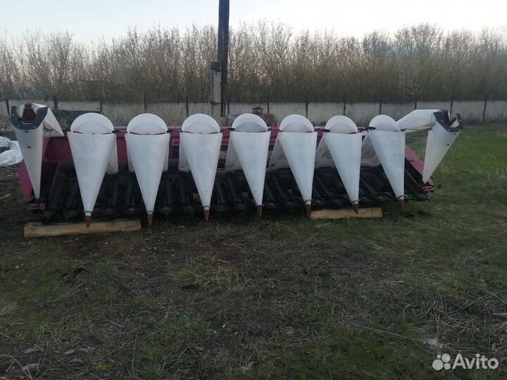 Жатка кукурузная