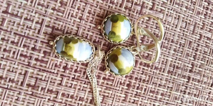 Кулоны эмаль