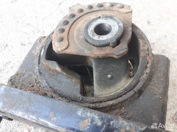 Подушка двигателя задняя Chery Tiggo T11