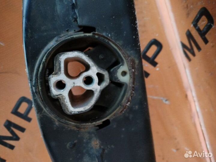 Балка Volkswagen Touareg 7LA AZZ 2003